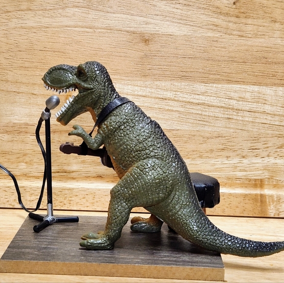 Guitarist T-Rex Dinosaur - Picture 2 of 8
